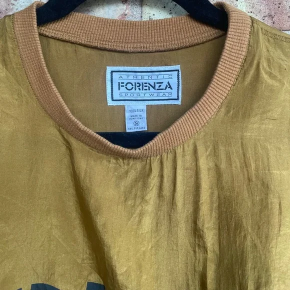 Vintage Forenza Silk Screen Print Blouse🖤 - Picture 2 of 10